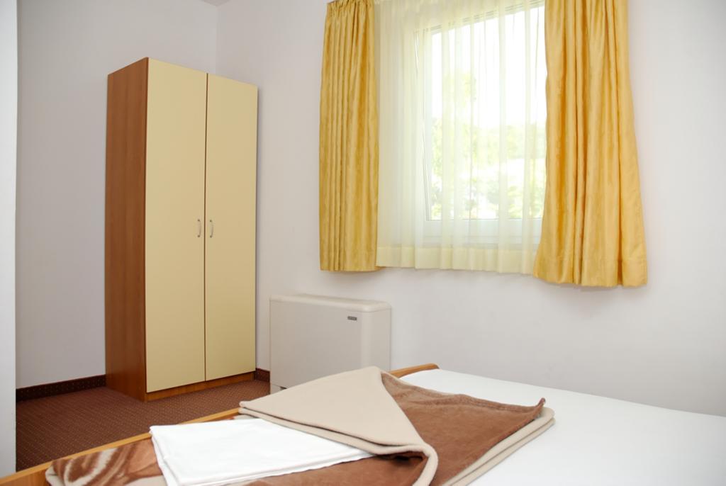 Villa Obad Guest House Neum Room photo